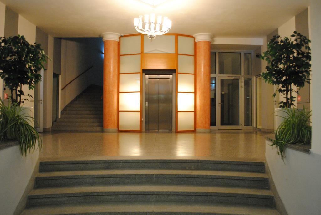 Apartment Centrum + Parking Оломоуц Екстериор снимка