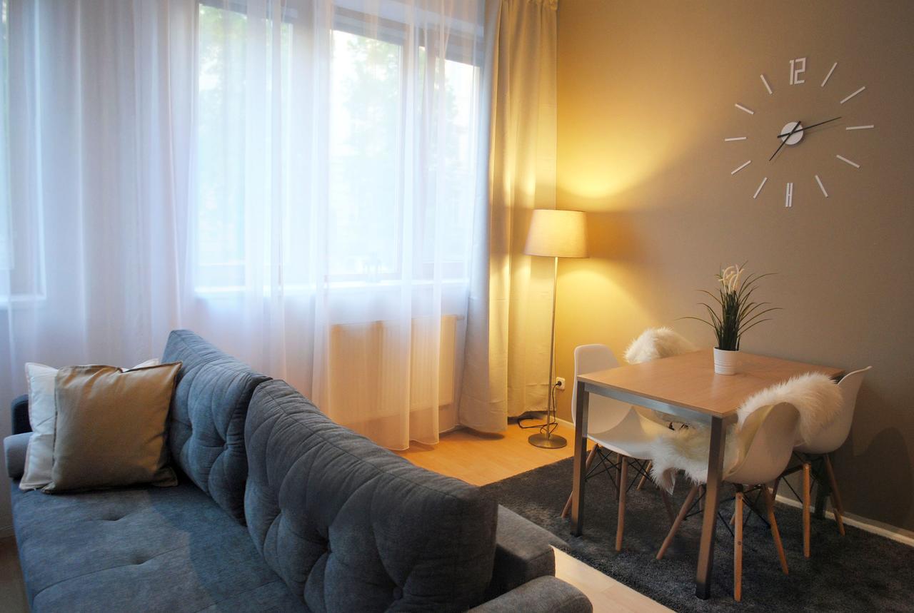 Apartment Centrum + Parking Оломоуц Екстериор снимка